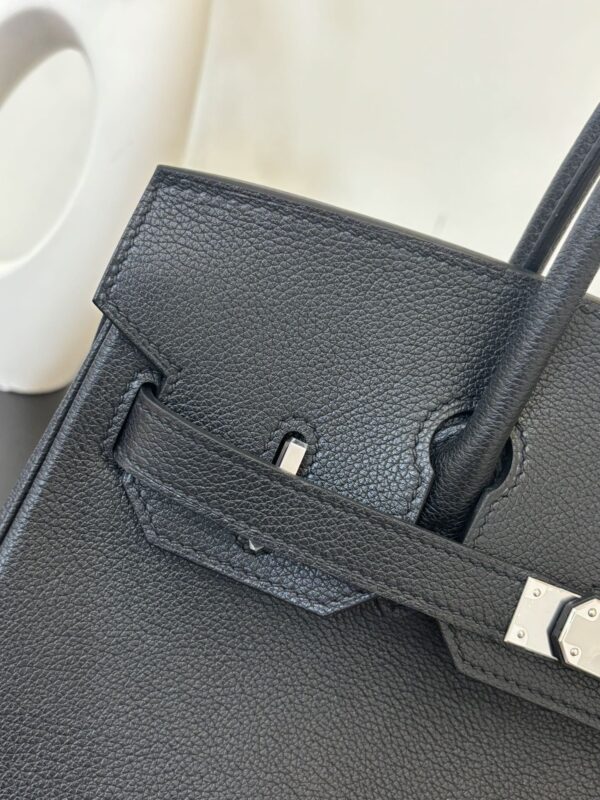 Hermes_Shoulder_Birkin_29_Craftsmanship-Black Bag