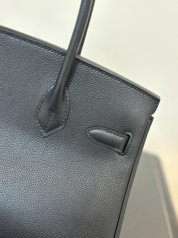 Hermes_Shoulder_Birkin_29_Craftsmanship-Black Bag
