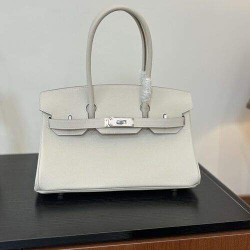 Hermes_Shoulder_Birkin_29_Craftsmanship-White Bag