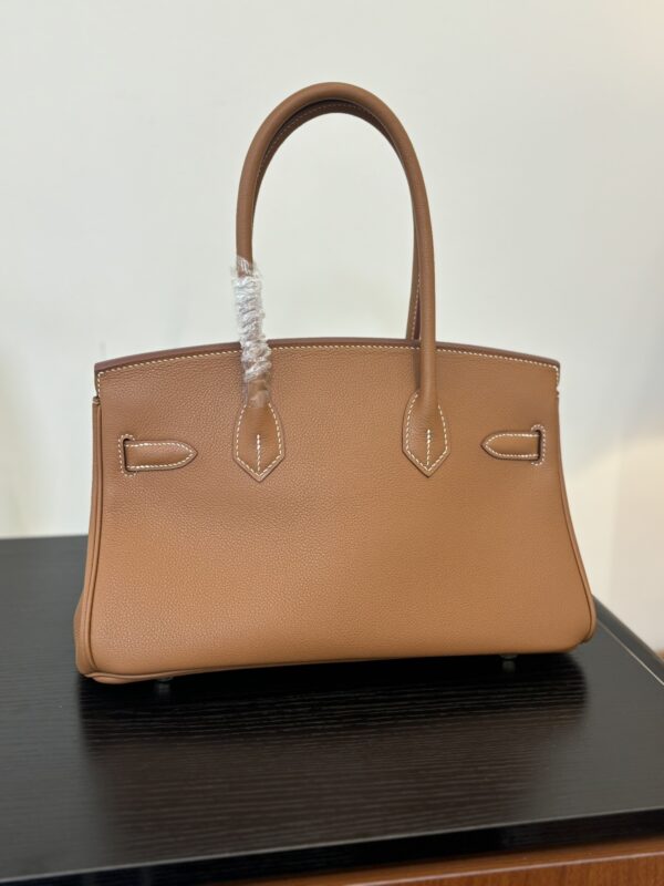 Hermes_Shoulder_Birkin_29_Craftsmanship-Camel Brown Bag