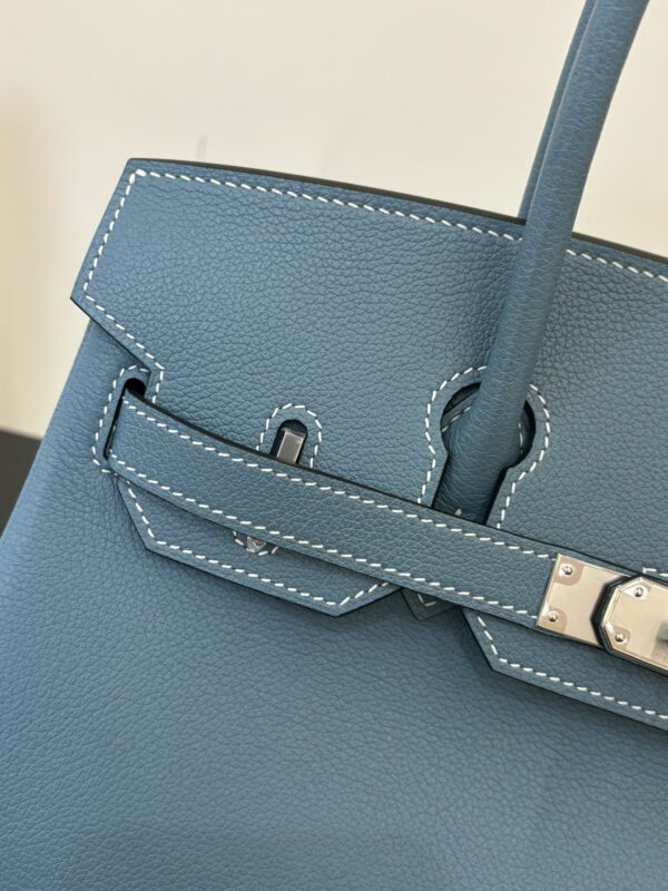 Hermes_Shoulder_Birkin_29_Craftsmanship-Blue Bag