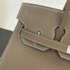 Hermes_Shoulder_Birkin_29_Craftsmanship-Taupe Bag