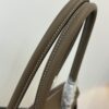 Hermes_Shoulder_Birkin_29_Craftsmanship-Taupe Bag