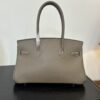Hermes_Shoulder_Birkin_29_Craftsmanship-Taupe Bag