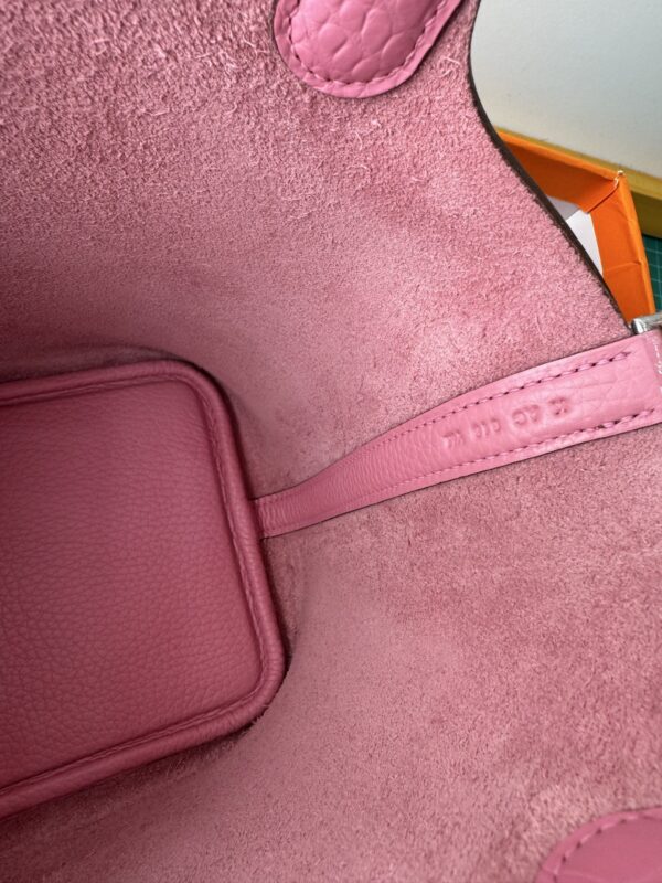 Hermes_Picotin_18_Touch_Material_Techniques-Pink Bag