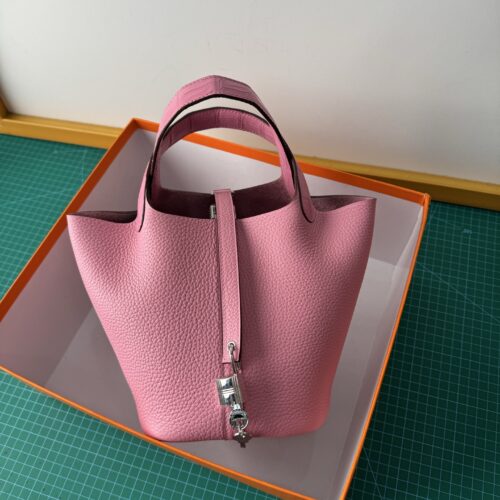 Hermes_Picotin_18_Touch_Material_Techniques-Pink Bag