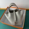 Hermes_Picotin_18_Touch_Material_Techniques-White Bag