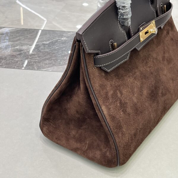 Birkin_30_Suede_Craftsmanship-Dark Brown Bag