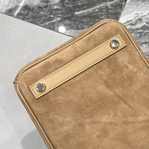 Birkin_30_Suede_Craftsmanship-Light Brown Bag