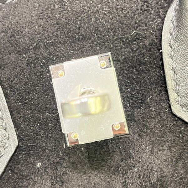 Birkin_30_Suede_Craftsmanship-Black Bag