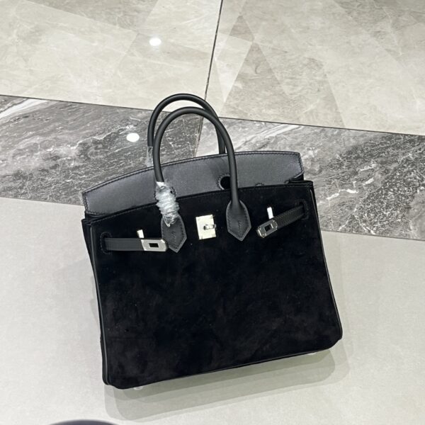 Birkin_30_Suede_Craftsmanship-Black Bag