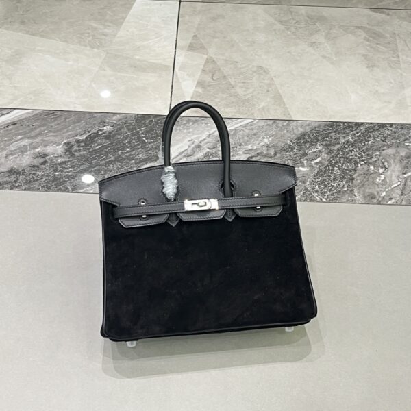 Birkin_30_Suede_Craftsmanship-Black Bag
