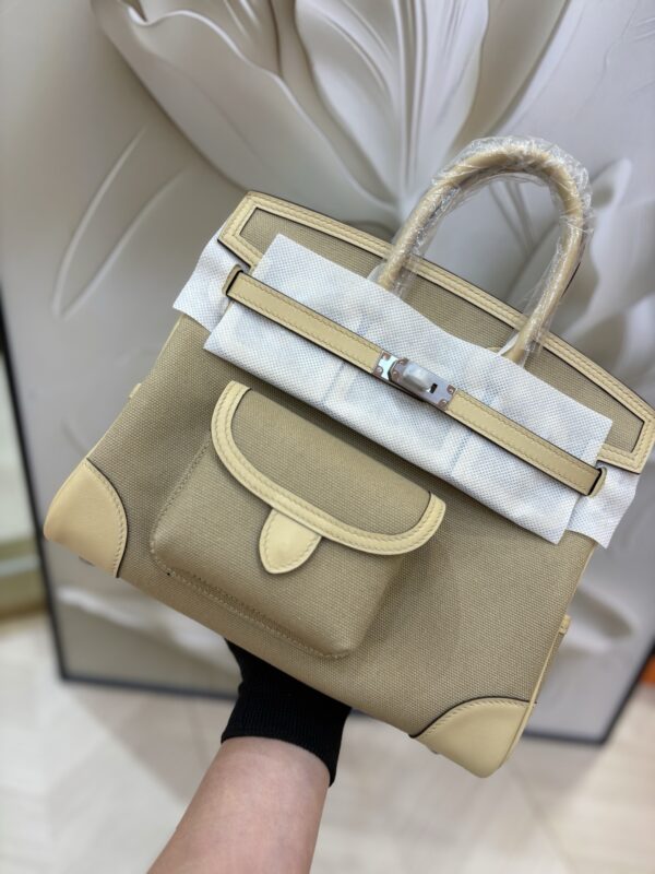 Birkin_Cargo_25_Craftsmanship-Beige Canvas Bag