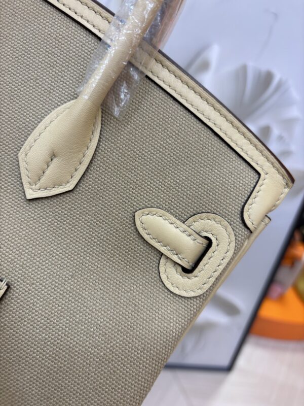 Birkin_Cargo_25_Craftsmanship-Beige Canvas Bag