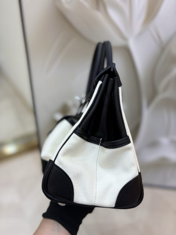 Birkin_Cargo_25_Craftsmanship-Black & White Canvas Bag
