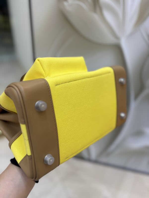Birkin_Cargo_25_Craftsmanship-Yellow & Brown Canvas Bag