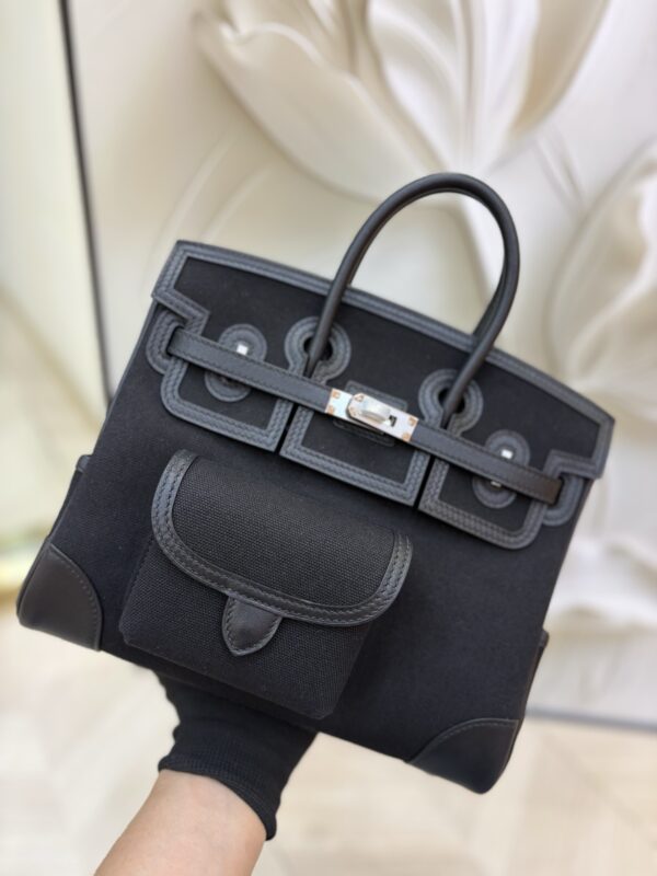 Birkin_Cargo_25_Craftsmanship-Black Canvas Bag