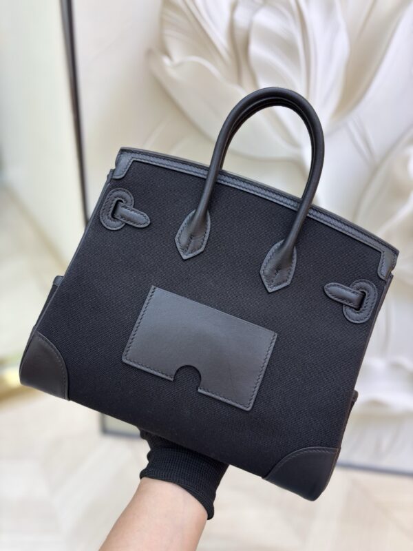 Birkin_Cargo_25_Craftsmanship-Black Canvas Bag