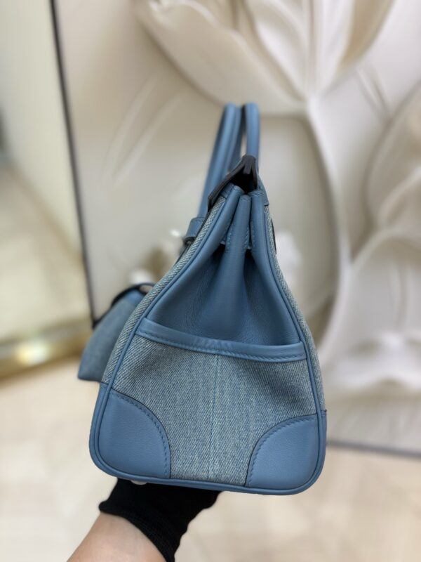 Birkin_Cargo_25_Craftsmanship-Blue Denim Bag