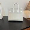 Birkin_Faubourg_20_Craftsmanship-Light Grey White Blue Orange Bag