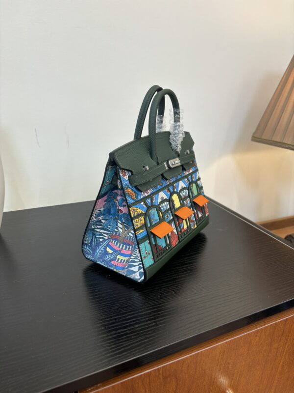 Birkin_Faubourg_20_Craftsmanship-Dark Green Multicolor Orange Bag