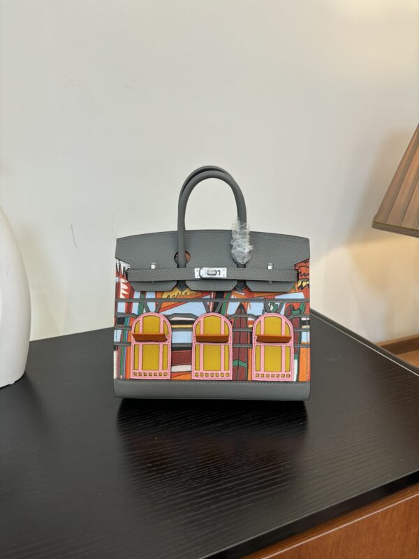 Birkin_Faubourg_20_Craftsmanship-Grey Yellow Pink Orange Bag