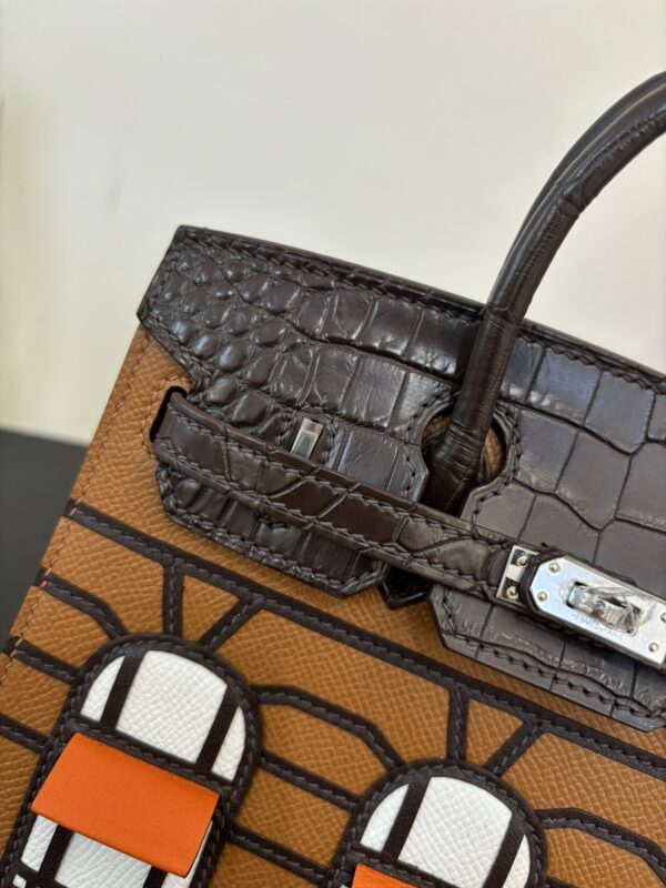 Birkin_Faubourg_20_Craftsmanship-Grey Yellow Pink Orange Bag