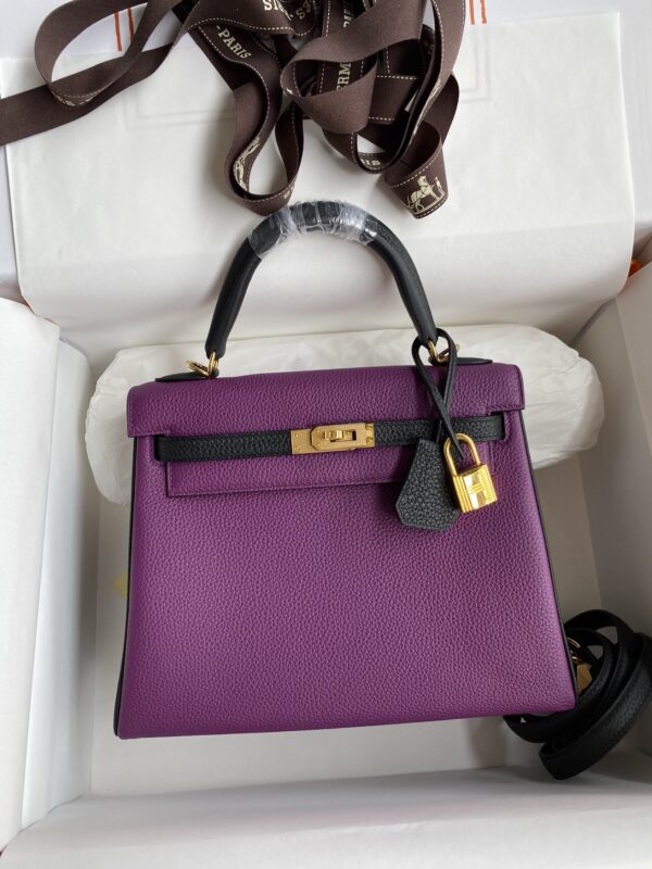 Kelly_25_Togo_Craftsmanship-Purple and Black Bag