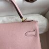 Kelly_25_Togo_Craftsmanship-Pink Bag