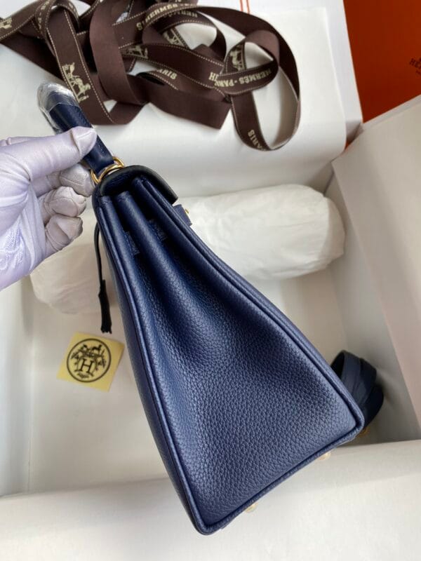 Kelly_25_Togo_Craftsmanship-Dark Blue Bag