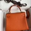 Kelly_25_Togo_Craftsmanship-Orange Bag