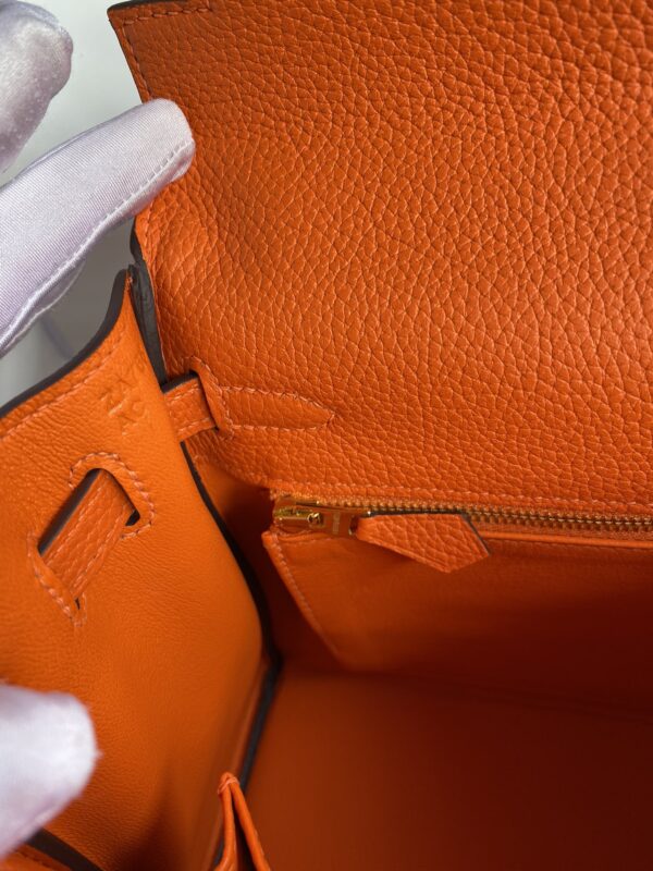 Kelly_25_Togo_Craftsmanship-Orange Bag