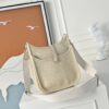 Evelyne_23_Craftsmanship-Cream Bag