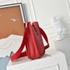 Evelyne_23_Craftsmanship-Red Bag