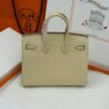 Birkin_20_Matte_Alligator_Craftsmanship-Cream Crocodile Bag