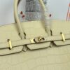 Birkin_20_Matte_Alligator_Craftsmanship-Cream Crocodile Bag