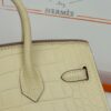 Birkin_20_Matte_Alligator_Craftsmanship-Cream Crocodile Bag