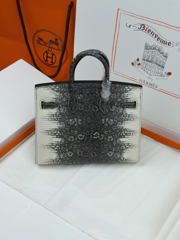 Birkin_20_Matte_Alligator_Craftsmanship-Black & White Lizard Bag